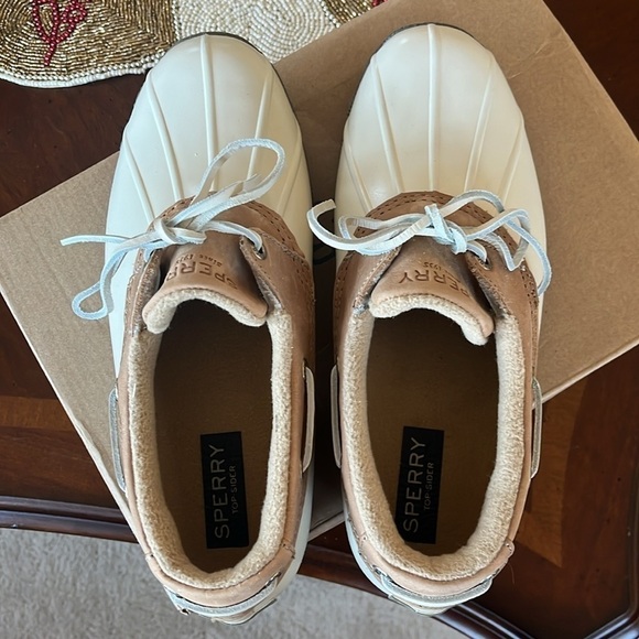 Brand New Sperry Saltwater 1-Eye Ivory Rain Boots Rubber Leather Collar Fleece - Picture 11 of 16